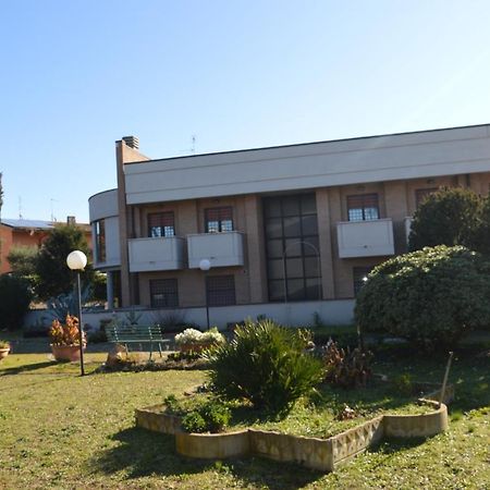 Domus Achille Fosco Hotel Ciampino Exterior photo