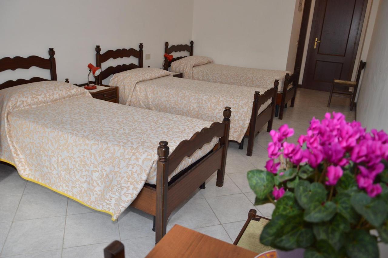 Domus Achille Fosco Hotel Ciampino Exterior photo